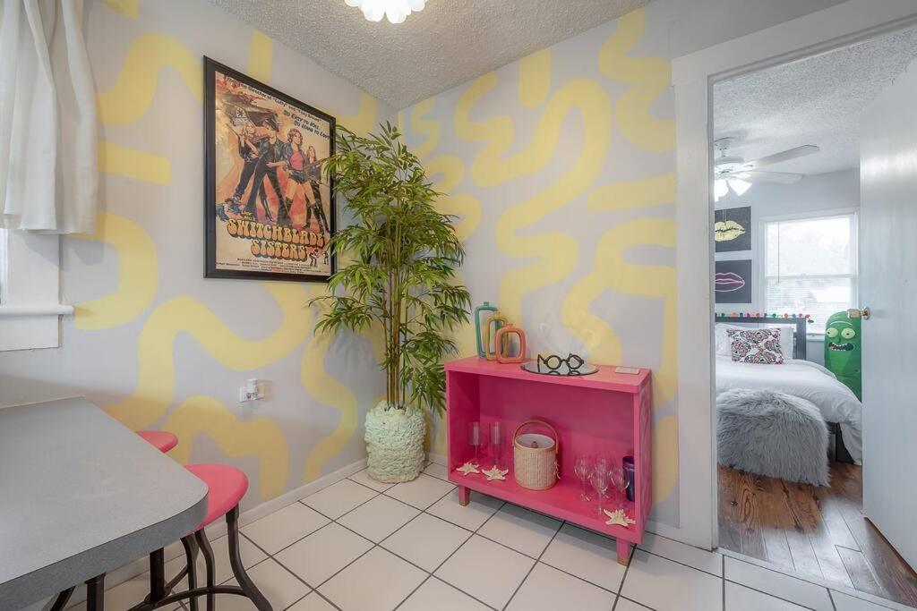 Vibing In The Heights/Breweries/Food/Petfriendly Villa Tampa Eksteriør billede