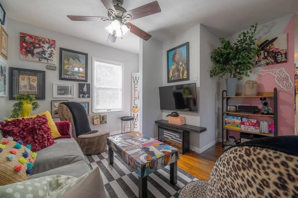 Vibing In The Heights/Breweries/Food/Petfriendly Villa Tampa Eksteriør billede